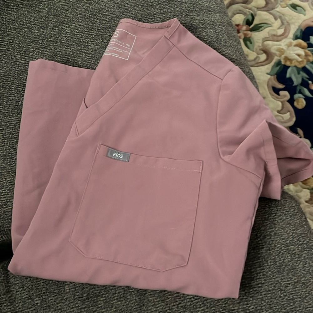 Figs Catarina scrub top mauve